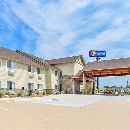 Comfort Inn & Suites Riverview Near Davenport And I-80 Le Claire Экстерьер фото